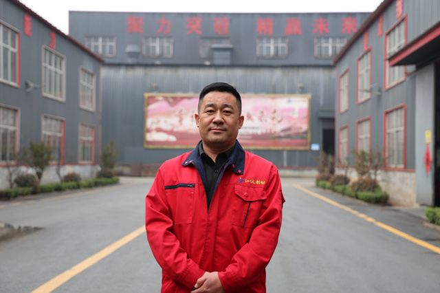 今日龍口丨江達(dá)汽配總經(jīng)理牛純強(qiáng)：“攀高枝”創(chuàng)新使大勁回報(bào)社會