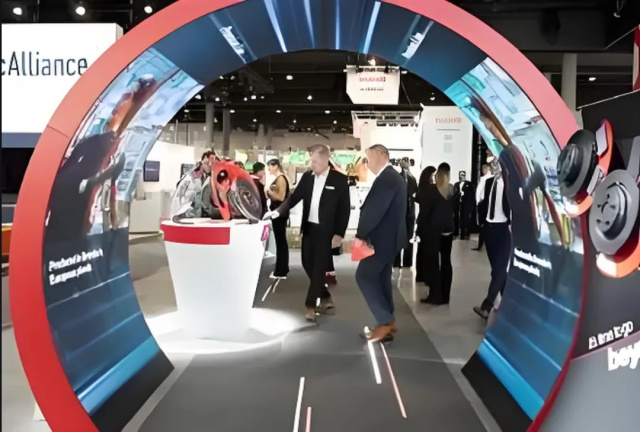 現(xiàn)場洽談合作！江達(dá)公司赴德國參展（AutomechanikaFrankfurt）