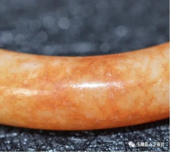 DƬ