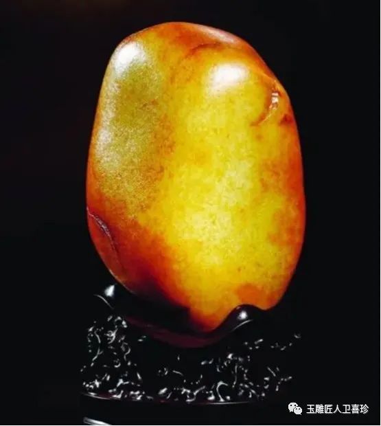 DƬ