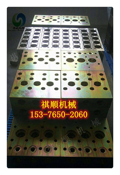 060-^w.jpg